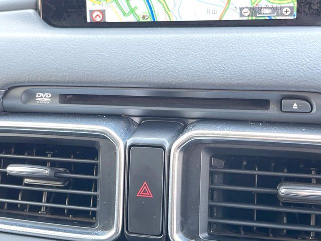 お好きな音楽を車内でお楽しみいただけます♪スピーカー交換・ウーハー追加などの音質向上や、最新ナビ・後席モニター等の取り付けも是非ご相談ください！