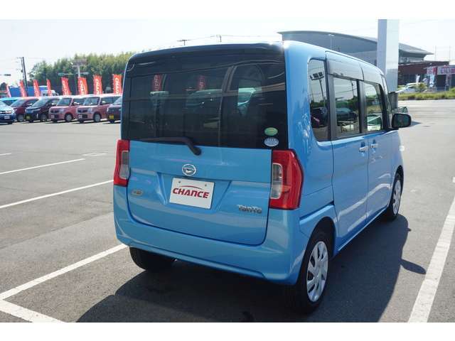 人気車種随時取り揃えております。是非お気軽にご来店ください。