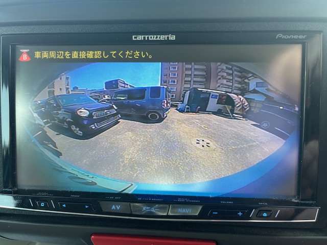 駐車も安心して出来ますね♪