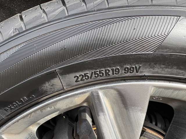 タイヤサイズです。