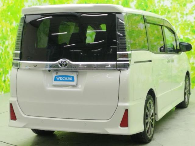 全国に店舗を展開しているのでどこでもお取り寄せが可能です！この車が気になるけど遠方だから・・・と諦める必要はありません！※別途陸送費が必要です。