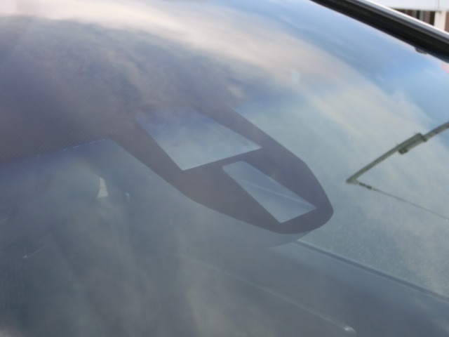 低速域での前車両との衝突の回避・軽減をブレーキで支援するシティブレーキアクティブシステムを装備。また前方に車両など障害物がある状況での追突を抑制する誤発進抑制機能もございます。