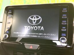 【8インチ　ディスプレイオーディオ】大画面のディスプレイはAppleCarPlayやAndroidAutoが利用可能。大きな画面でスマホナビアプリ等が利用いただけます♪