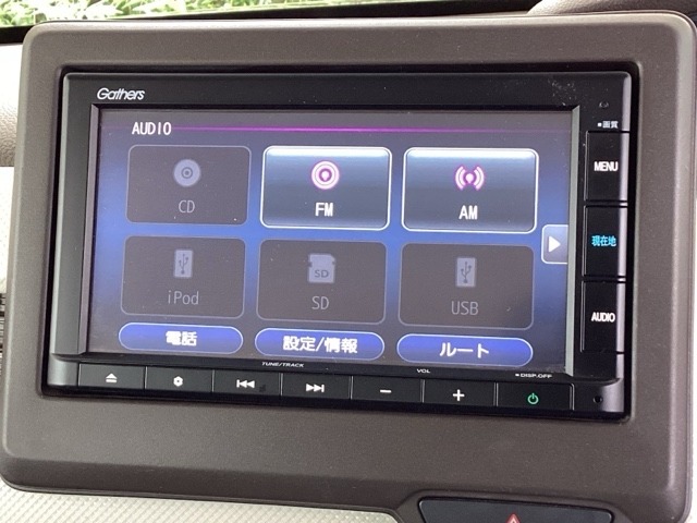 ナビ機能だけでなく、Bluetooth、CD再生などのオーディオ機能がついています！