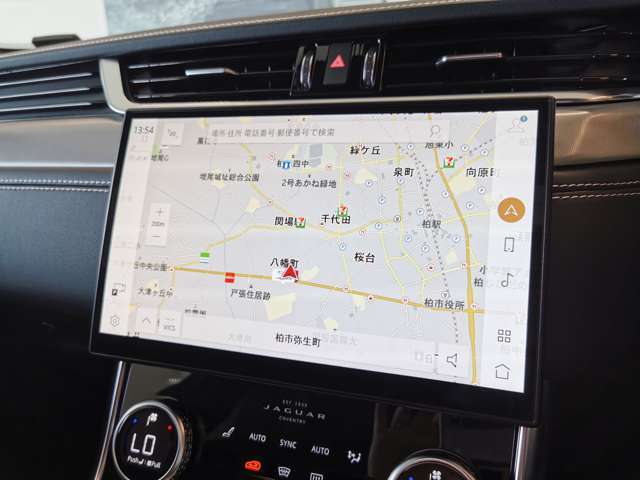 【Pivi Pro】SSD方式が採用された純正ナビゲーションシステム。Bluetoothオーディオ接続やUSBポート、サラウンドカメラなどを備えています！車両情報もこちらのモニターでチェックすることが可能です。
