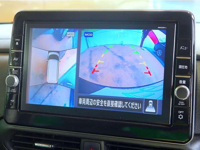 全周囲モニター付き！フロントカメラ＆サイドカメラ＆バックカメラ等、周囲の安全を確認出来る優れもの！小道から出る場合や、狭い道での幅寄せや車庫入れ等も安心してできますね！