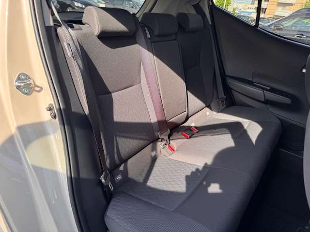 お客様に隅々まで見ていただけるよう展示車両は常に綺麗に仕上げております！お客様のご来店、スタッフ一同心よりお待ち申し上げます。