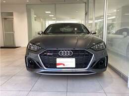 電車でお越しの場合、有楽町線、副都心線の千川駅が便利です。（4番出口を出て池袋方面にお進み下さい）