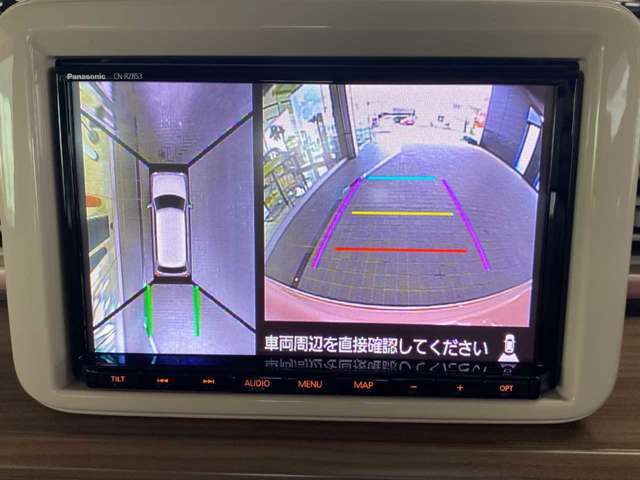 全方位モニタ-搭載☆　4方のカメラで真上から見たように、モニターで確認ができる装備です！　車周辺の安全確認や、障害物も確認ができるので、駐車のしやすさだけでなく、事故防止にも役立ちます☆