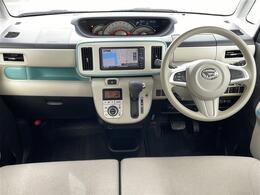 【　オ【インパネ全体】全方位で視界が広く、高い目線で運転もしやすいです！ートエアコン　】車内温度を感知して自動で温度調整をしてくれるのでいつでも快適な車内空間を創り上げます！