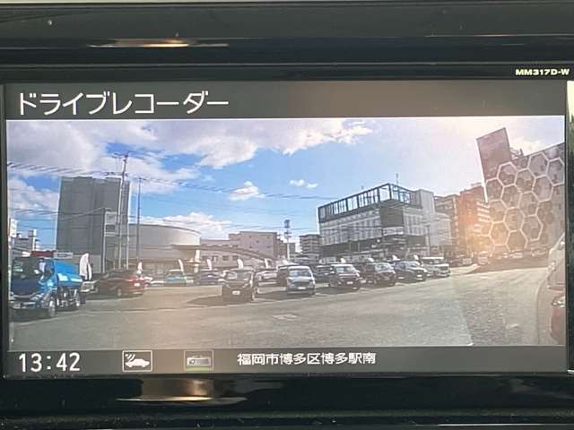 もしもの時のドライブレコーダー搭載！事故や煽り運転の証拠にもなりますね