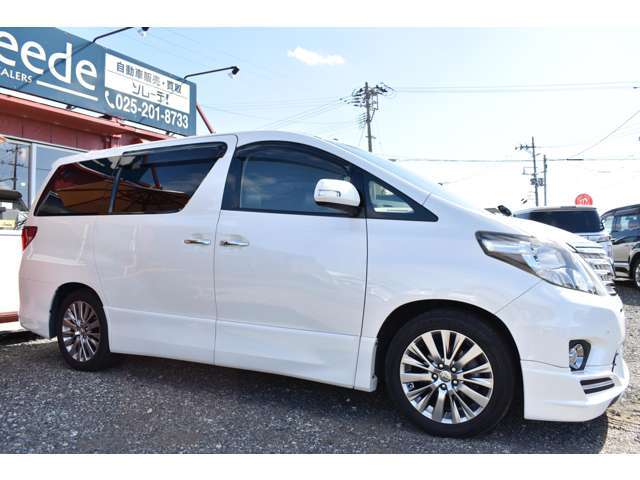 評価点4.5点、内装B評価のお車でございます♪　☆新潟市西区に2店舗（黒埼店・内野FC店）、輸入車・ミニバン・SUVを中心に約50台以上のお車をご用意しております☆