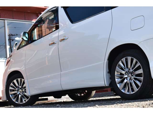 タイヤもまだまだご使用可能でございます♪　☆公式LINEは、＠261hiixlでの検索もしくは、公式アカウント検索で“ソレーデ”とご入力下さい☆