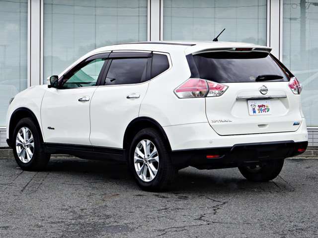 是非、他社とクラべてください。大歓迎です！実際に比べて、ナットクの行く1台をお探し下さい！当社は他社にも負けないように精一杯頑張ります！