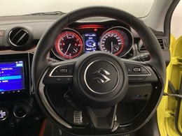 お気に入りのコクピット！　運転が楽しくなりますよ。