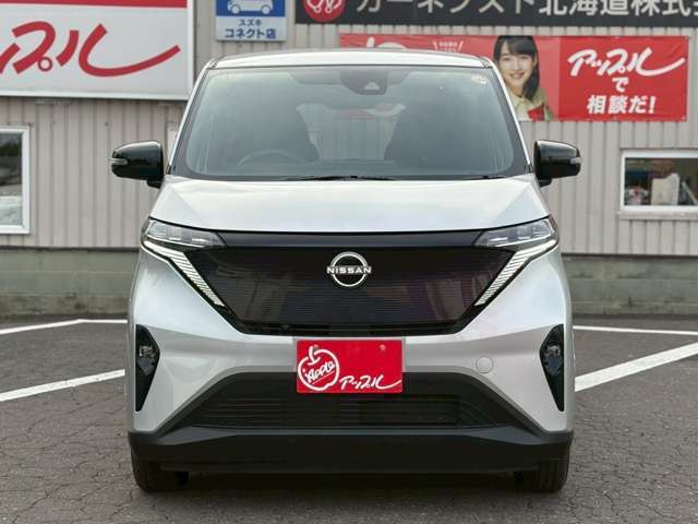 ☆車の査定士常駐☆世の中にはいろんな修復歴が有るんですよ。どーんと大修復歴車から、インナー先の小曲がりまで程度は様々。査定士が修復箇所を明確にお答えしますね。不安なお買い物はしちゃいけません。