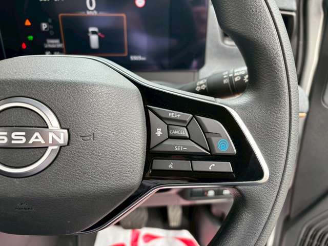 ☆自社工場ございます☆車はメンテナンスが大事です。でも壊れる事もございます。壊れたら嫌な気分になりますが、治ったらいい気分に変わりますよね。自社工場での納車前整備。納車後整備お任せください。