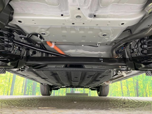 下回りがきれいなうちに、防錆加工の施工がオススメ。降雪地域はもちろん、沿岸部にお住いの方や、趣味でマリン・ウィンタースポーツをされる方にご好評いただいております。