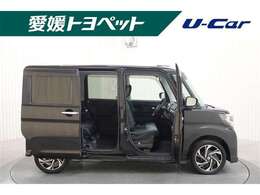 広い開口部＆低い床で乗り降りラクラク♪