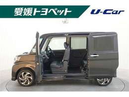 センターピラーレスで乗り降りラクラク♪