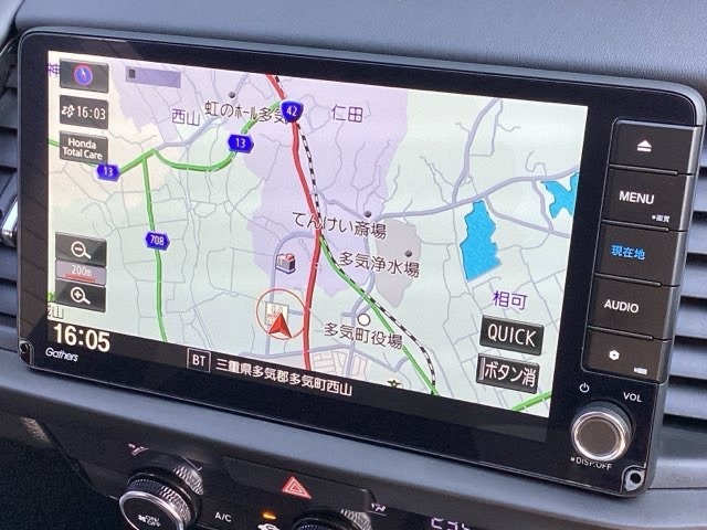 インターナビ付きです！！目的地までの適切なルート案内や、お天気、お得なイベント案内などを受け取って頂けます！！