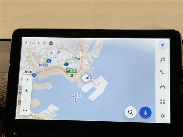 【ナビゲーション】いまや必須装備のナビゲーションを搭載！知らない場所でも目的地までしっかり案内してくれます。オーディオ機能も充実！キャンプや旅行はもちろん通勤や普段のドライブも楽しめます！