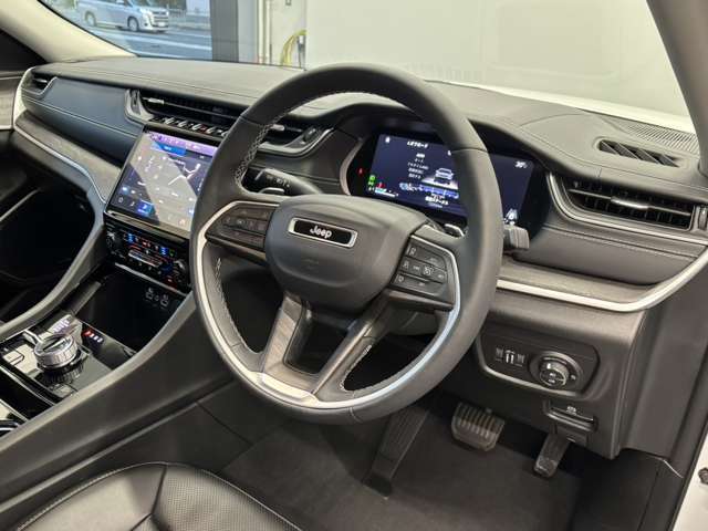 中古車だけでなく新車も多岐にわたり正規輸入車販売を行っております。全国選りすぐりの仕入ネットワークからあなたにピッタリのお車を探します！◆TEL:0078-6002-700293◆