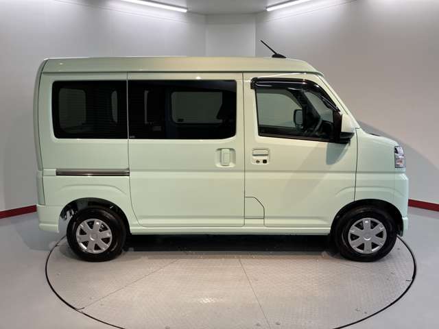 毎週火曜日は定休日ですが、その他にも定休日がありますので、ご来店前に一度ご連絡いただけるとスムーズにお車をご覧いただけます！