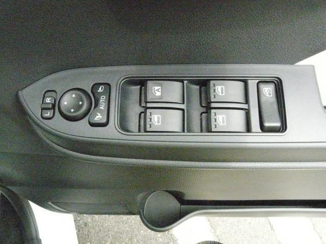 今や当たり前で、なくてはならないパワーウインドウスイッチ♪