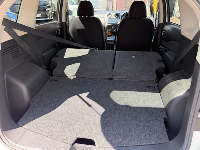 シートアレンジでお出掛けやお荷物を積む際も便利です☆