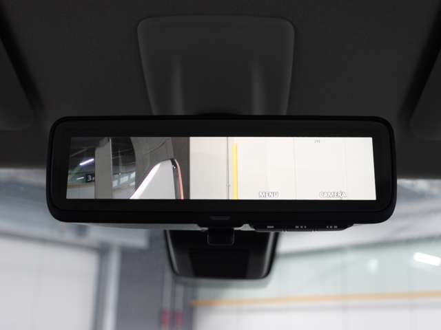 デジタルルームミラー付き