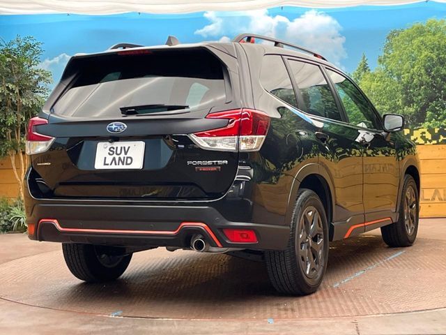 ☆全国のネクステージからお取り寄せが可能※！遠方の店舗に展示してあるクルマが気になる場合も、最寄りの店舗でご覧いただくことが可能です！是非私たちに要望をお聞かせください！※別途費用