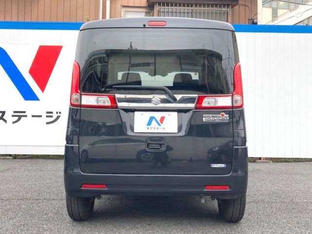 安心の最長10年・走行無制限保証（有償）をご用意。保証内容も充実はもちろん、無料点検＆オイル交換や、年中無休の全国・24時間ロードサービスも付帯されておりますのでご安心下さい。