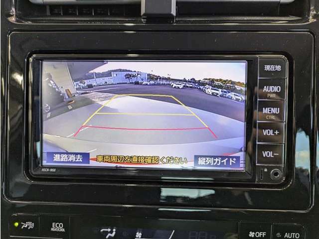 駐車が苦手な方にも安心なバックモニター付き