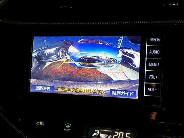【バックカメラ】を装備しております。リアの映像がカラーで映し出されますので日々の駐車も安心安全です。