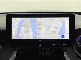 【12.3型ディスプレイオーディオ】スマホに接続すれば「Apple CarPlay」または「Android Auto」から、アプリのナビや電話・メッセージ・音楽などが利用できます！