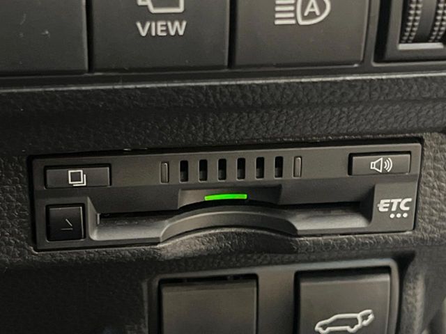 【ETC】高速道路の料金所をストレスなく通過！話題のスポットやサービスエリアに多い「スマートIC」利用時は必須のアイテムです。当店でセットアップを実施、ご納車当日からすぐにご利用いただけます！