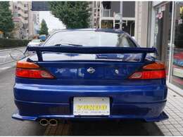 ニスモリアアンダーエアロ＆リアスポイラー　マフラーはノーマルです。