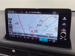 アップルカープレイ・アンドロイドオート対応純正ナビ搭載です。知らない道も安心ですね！純正ナビ搭載です。知らない道も安心ですね！