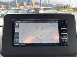 こちらオーディオ周りの写真になります。動作確認済みです。詳しい機能に関しましては装備欄を確認ください。車によっては多機能なナビなど、充実したオーディオがついている車両もあります。