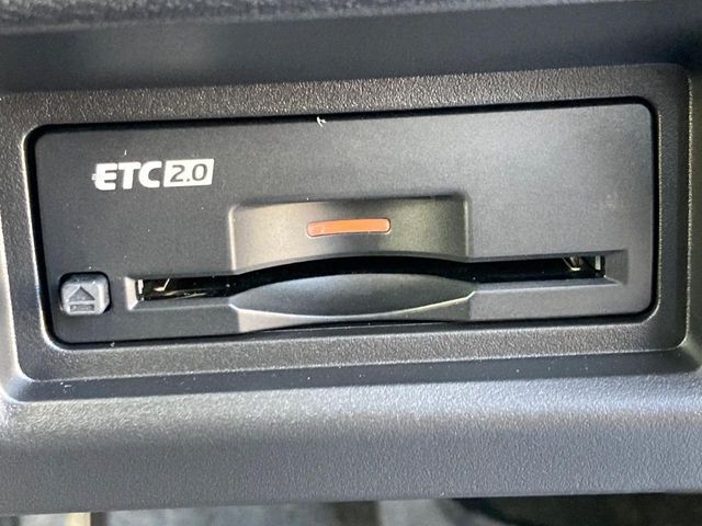 【ETC】高速道路の料金所をストレスなく通過！話題のスポットやサービスエリアに多い「スマートIC」利用時は必須のアイテムです。当店でセットアップを実施、ご納車当日からすぐにご利用いただけます！