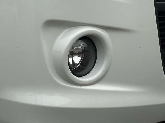 フォグランプ付きでヘッドライトと合わせて快適な明るさです☆夜の視認性も◎♪