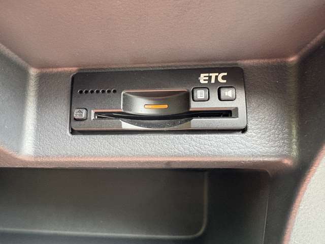 便利なETC付き！高速道路もストレスなく快適です♪ETC装着車の恩恵も…♪普段使わなくても付いていれば安心です♪