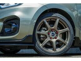 ZC33S,スイフトスポーツ、マニュアル車両をGT-Rのミレニアムジェイドで全塗装致しました。フロント、リアにはトラストエアロを装着、足回りにはZSS車高調、WORK17インチホイールを装着！カスタムパーツは新品です★