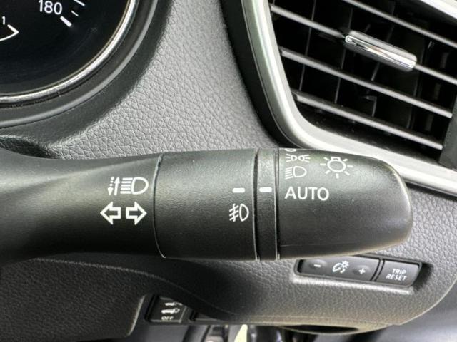国産車から輸入車まで多様なお客様のニーズのお応えできるように、全国規模で豊富な在庫展開！車のことならWECARSへ！