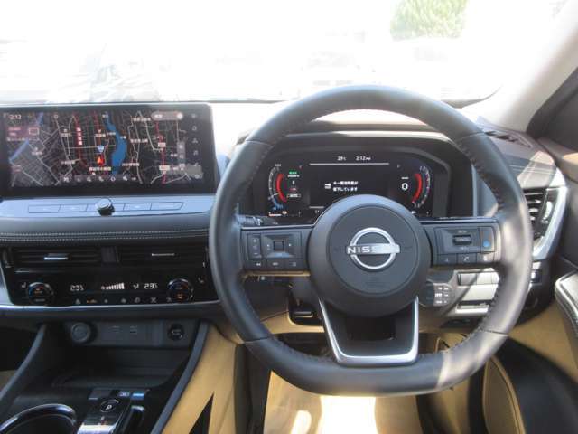 清潔で広々した座席です！是非、現車を見て体感してみてください。