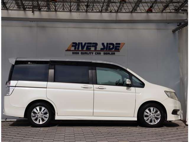 神奈川でお車を探すなら リバーサイド 。