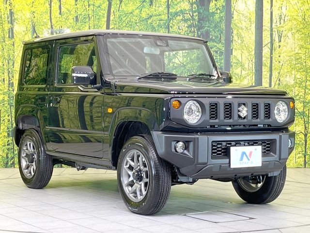 大好評のボディコーティング「弾スプラッシュコート」もご納車までに施工可能。通常のガラスコートと異なる、耐久年数6年の無機質ガラスコーティングが、ボディをキレイな状態に保ってくれます。