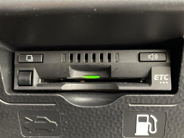 【　ETC　】今やカーライフにおける重要性はナビにも匹敵するのではないでしょうか？セットアップを行うことで利用可能になります！