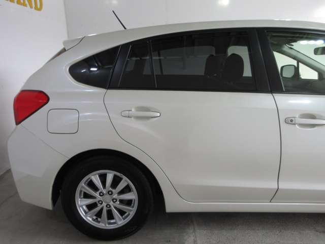 ☆100％自然分解する専用洗剤で内装を徹底的にクリーニングします☆